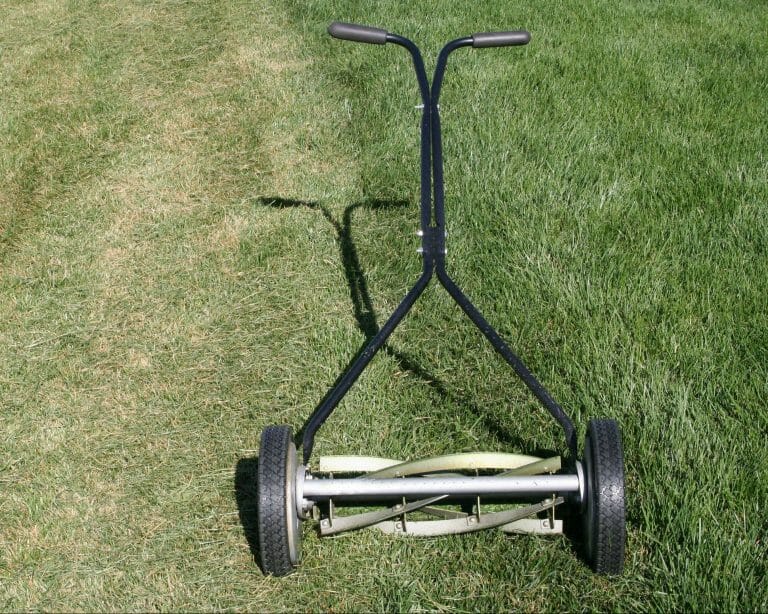 Lawn Equipment Rental AA Rental Center in Melrose Park, Illinois